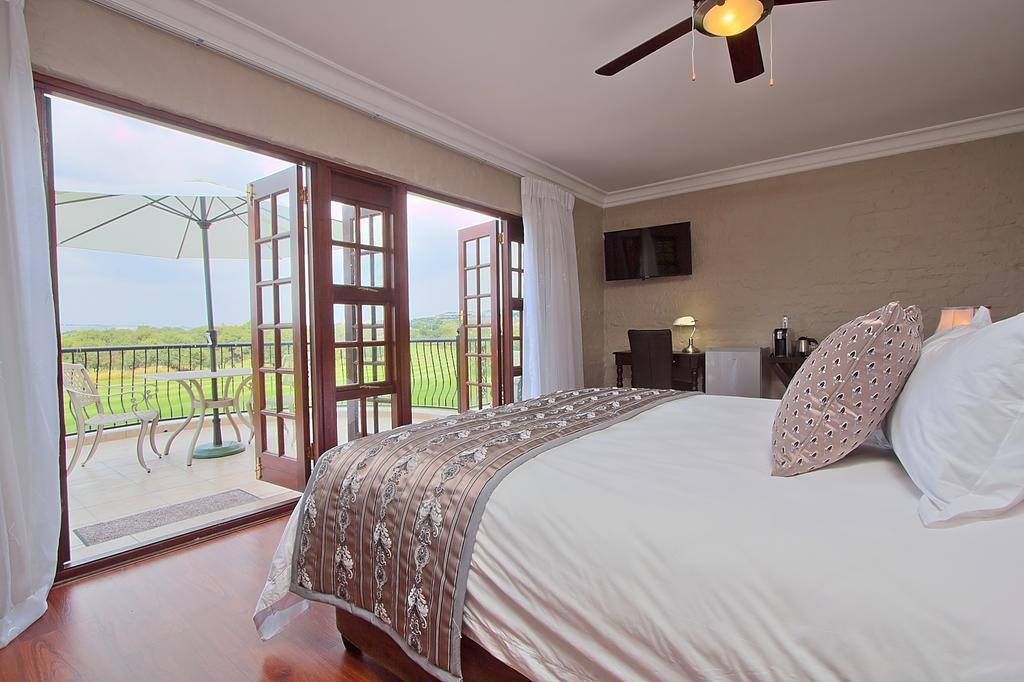 Bed & Breakfast Leopardsong Manor Centurion
