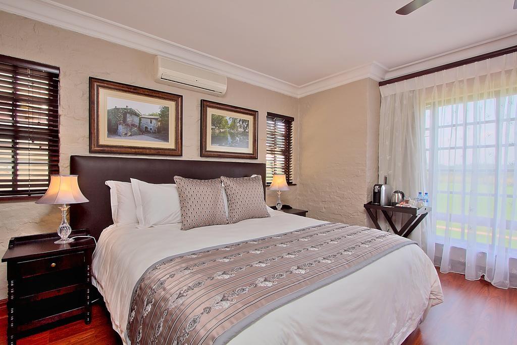 Leopardsong Manor Bed & Breakfast Centurion